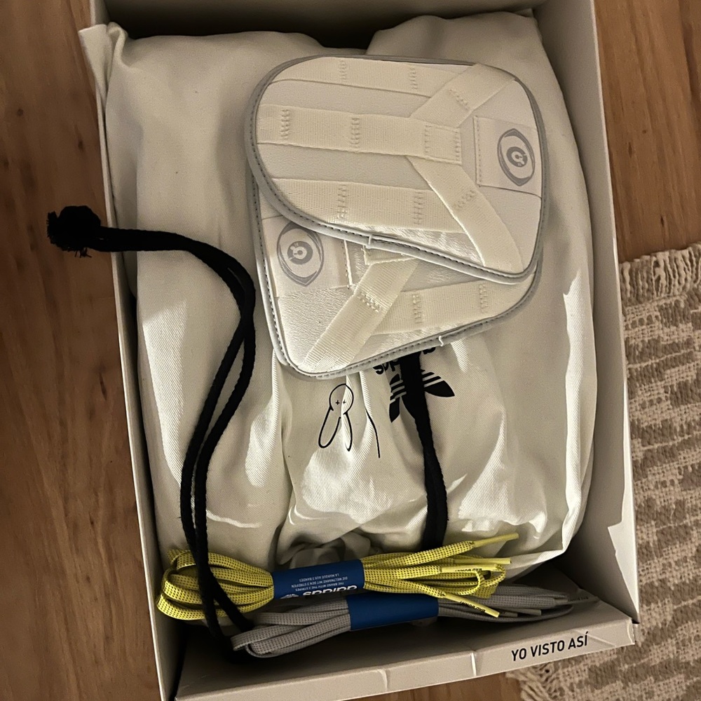 Adidas X Bad Bunny - LAST Forum Low "White" Sneakers - Picture 5 of 9